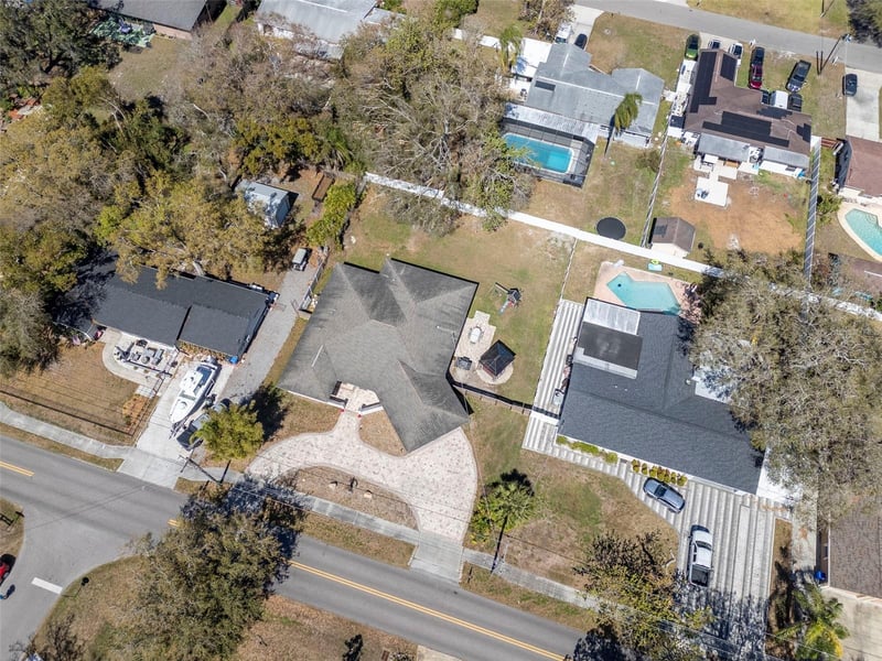 2535 Lake Ellen Dr, Tampa, FL 33618