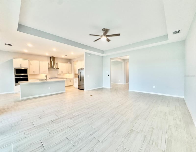 19227 Scallop Loop, Lakewood Ranch, FL 34211
