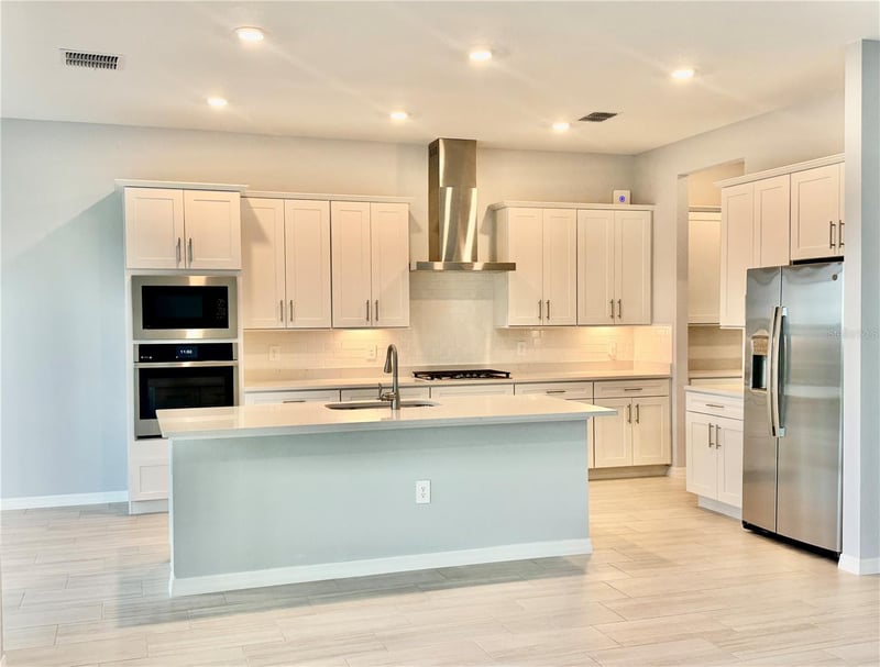 19227 Scallop Loop, Lakewood Ranch, FL 34211
