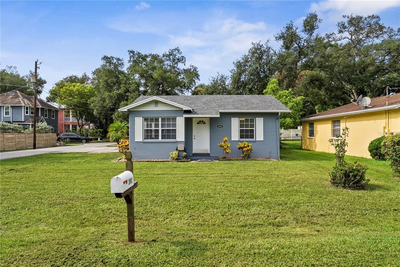 2902 W Leila Ave, Tampa, FL 33611