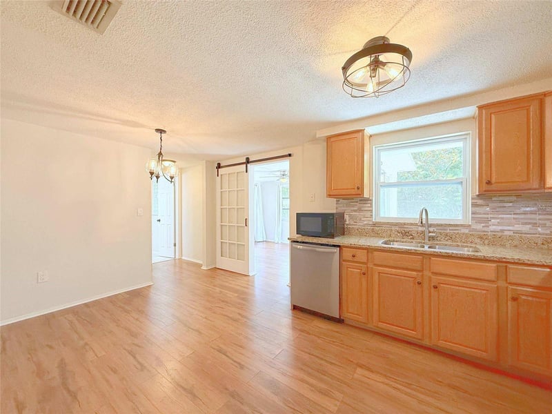 15839 Villa Dr, Hudson, FL 34667