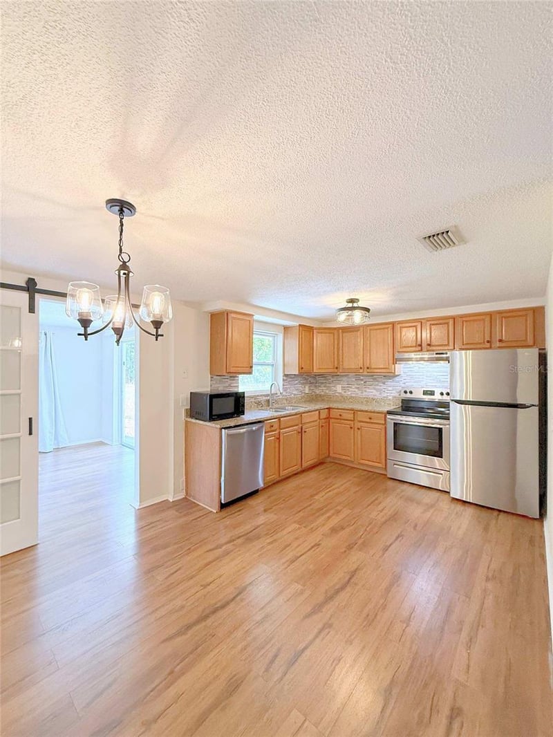15839 Villa Dr, Hudson, FL 34667