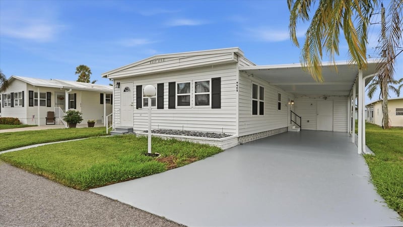 4908 5th A St, Bradenton, FL 34203