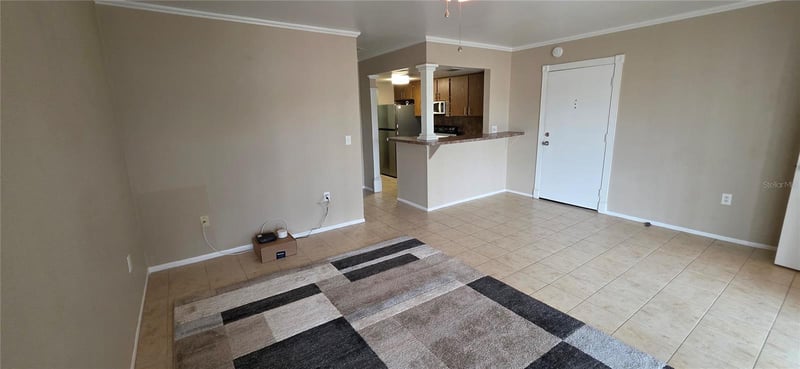 3814 Lake Dr #70, Tampa, FL 33614