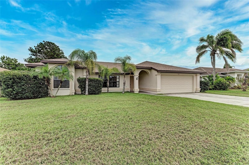 4621 35th Ct, Bradenton, FL 34203