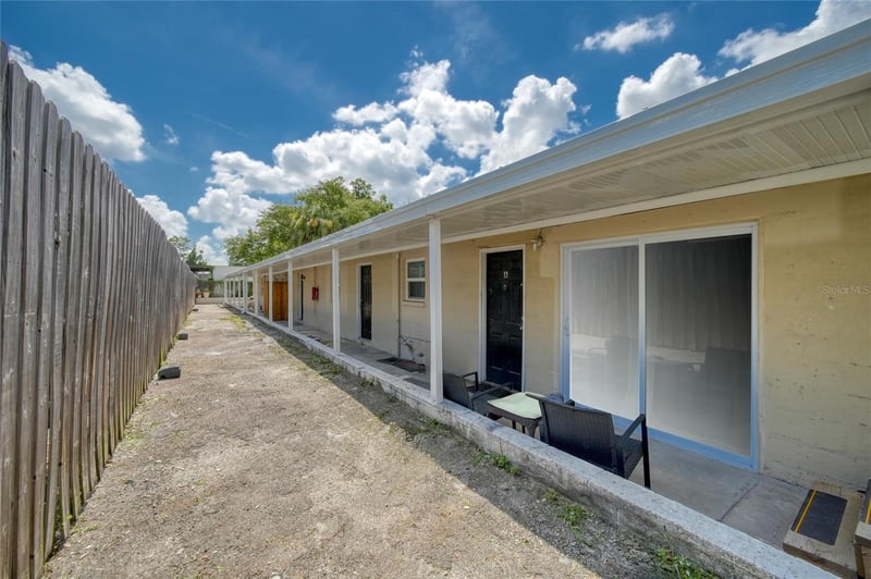 4615 Hesperides St, Tampa, FL 33614