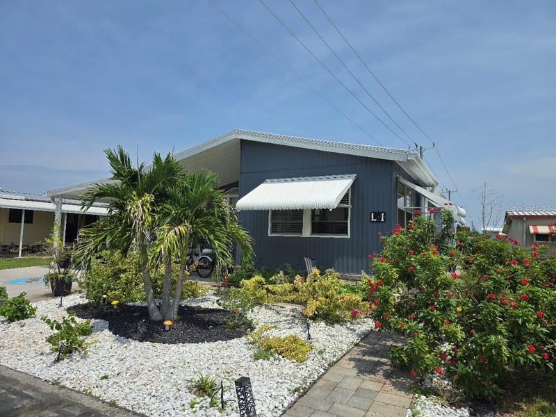 5316 53rd Ave #L11, Bradenton, FL 34203