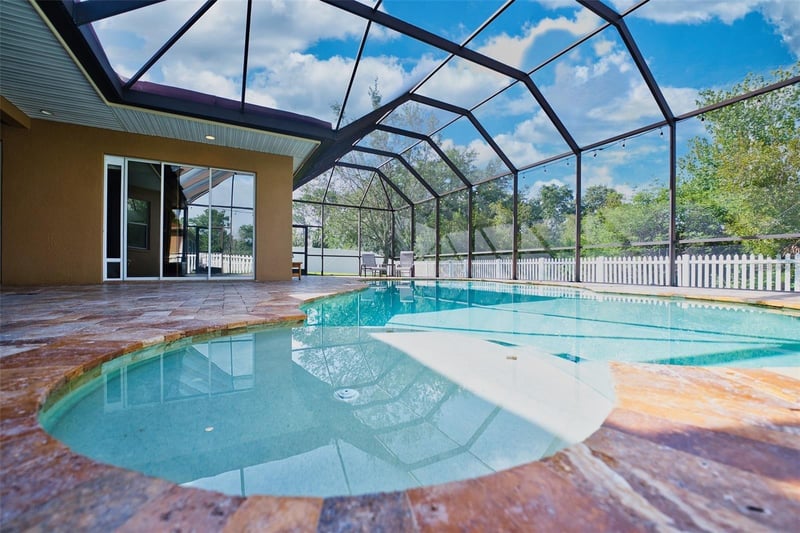 10513 Palm Cove Ave, Tampa, FL 33647