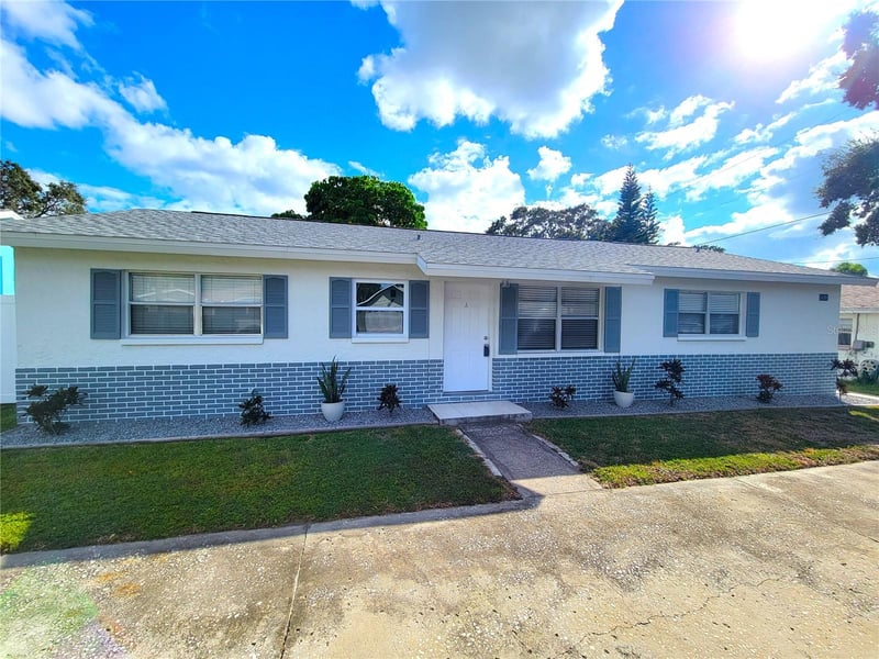 14196 Jeff Rd, Largo, FL 33774
