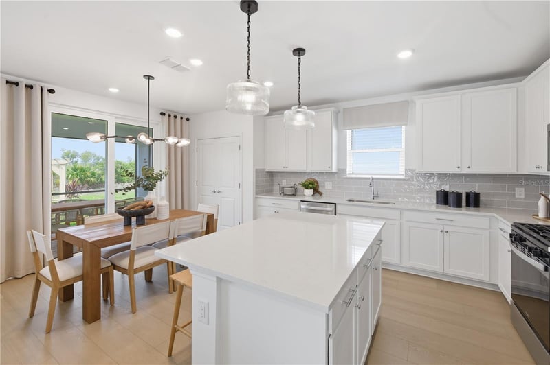 805 Balleby Trl, Bradenton, FL 34212