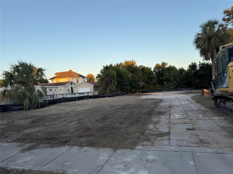 2220 18th St S, St Petersburg, FL 33712