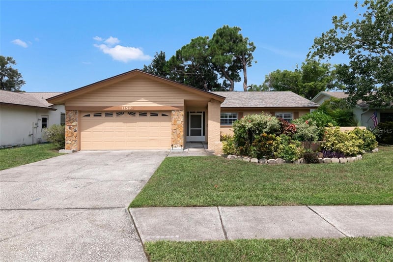 1150 Brook Dr, Dunedin, FL 34698