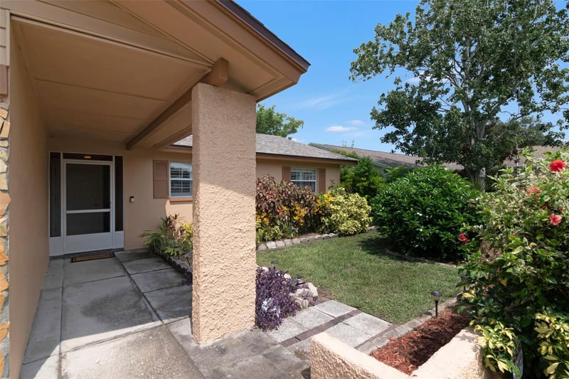 1150 Brook Dr, Dunedin, FL 34698