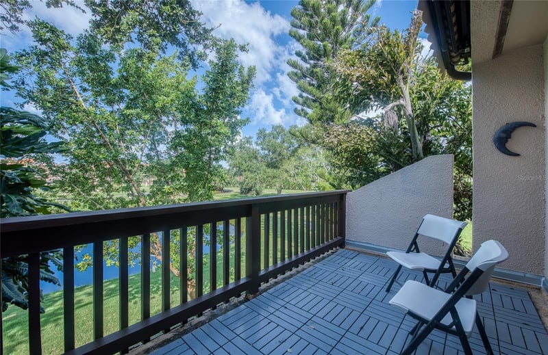 1328 Pelican Creek CROSSING #D, St Petersburg, FL 33707