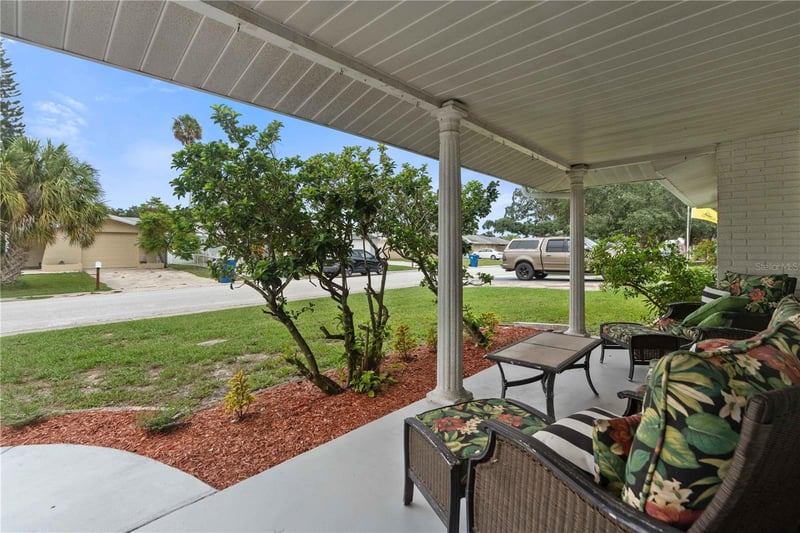 7830 Cherrytree Ln, New Port Richey, FL 34653