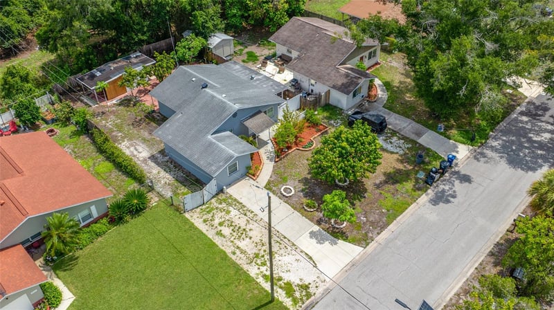 4115 55th Avenue Dr, Bradenton, FL 34203