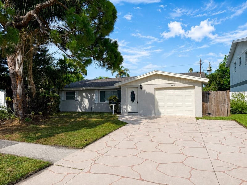 5419 Denver St, St Petersburg, FL 33703