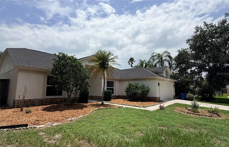 9207 Mill Cir, Tampa, FL 33647