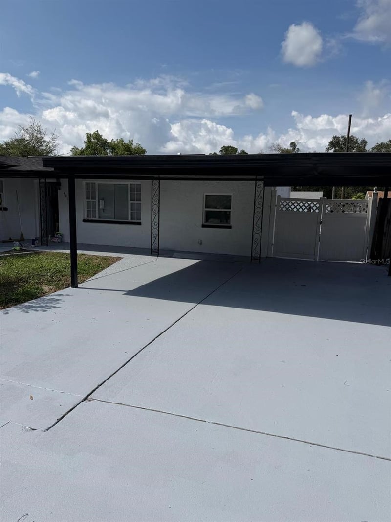 4416 Cobia Dr, Tampa, FL 33617