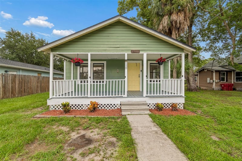 1310 Franklin St, Plant City, FL 33563
