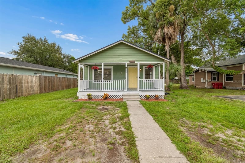 1310 Franklin St, Plant City, FL 33563