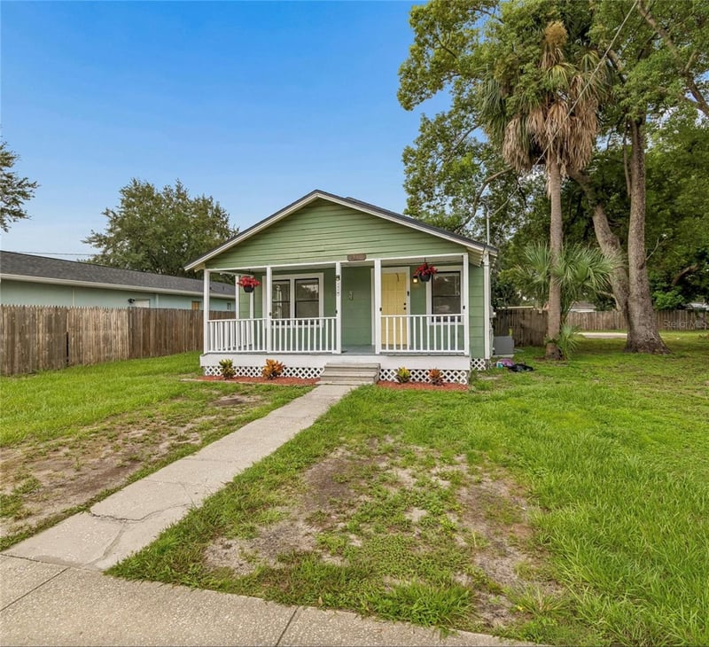 1310 Franklin St, Plant City, FL 33563