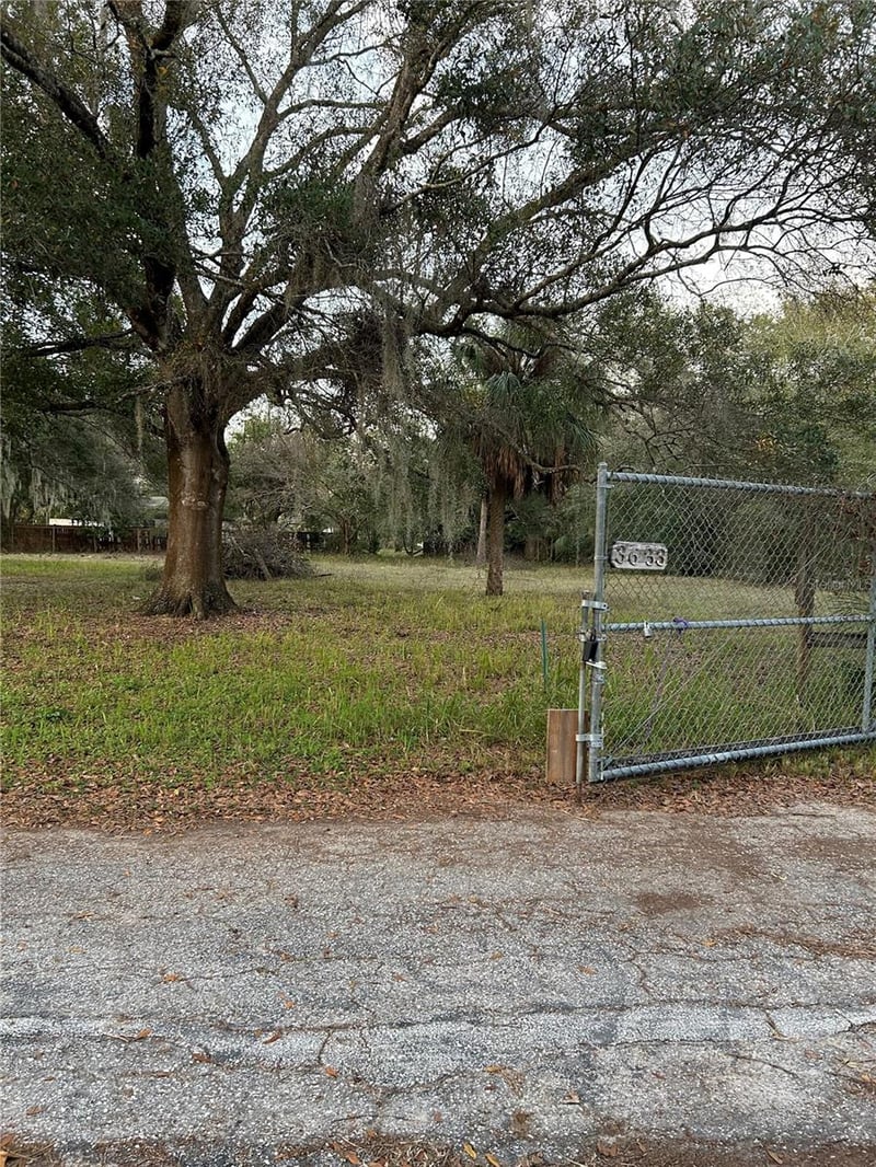 3633 Apfel Rd, Wesley Chapel, FL 33543