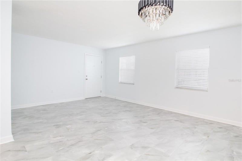 1115 Rue Des Chateaux #1A, South Pasadena, FL 33707