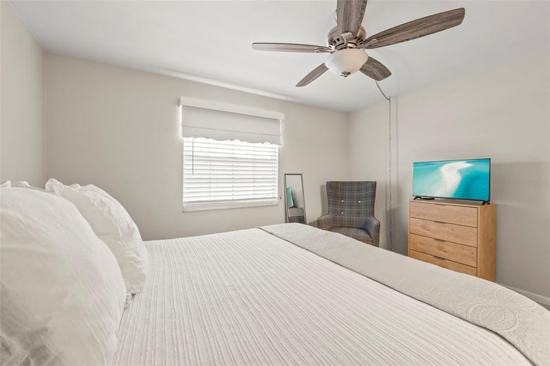 500 Glennes Ln #206, Dunedin, FL 34698