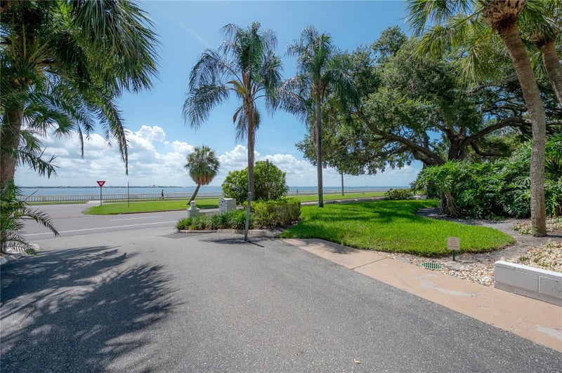 3325 Bayshore Blvd #A17, Tampa, FL 33629