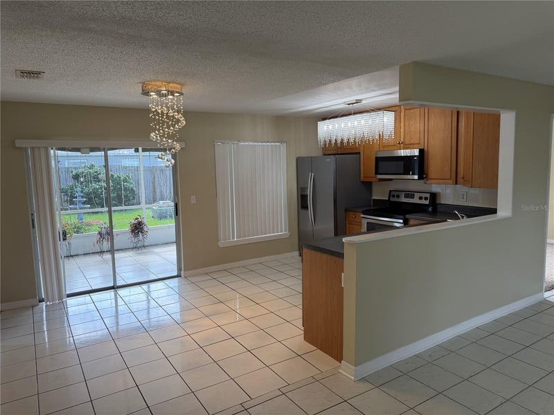 1069 Bridlewood Way, Brandon, FL 33511