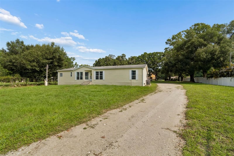 8003 Gardner Rd, Tampa, FL 33625