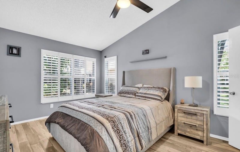 3067 Pointer Dr, Palm Harbor, FL 34683