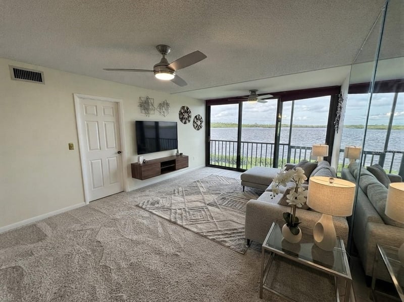 4620 Bay Blvd #1112, Port Richey, FL 34668