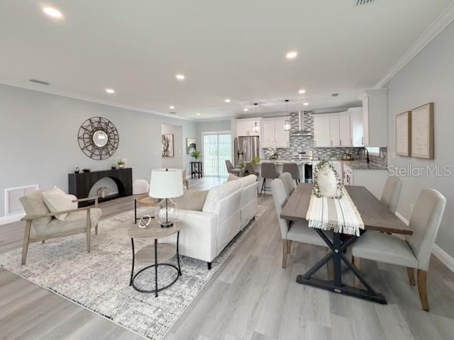 1083 Pointe Alexis Dr, Tarpon Springs, FL 34689