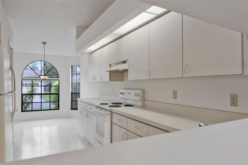 10913 Fenway Glen Ct, Riverview, FL 33578