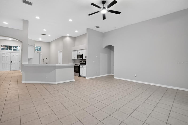 11610 Jordans Landing Ct, Riverview, FL 33569