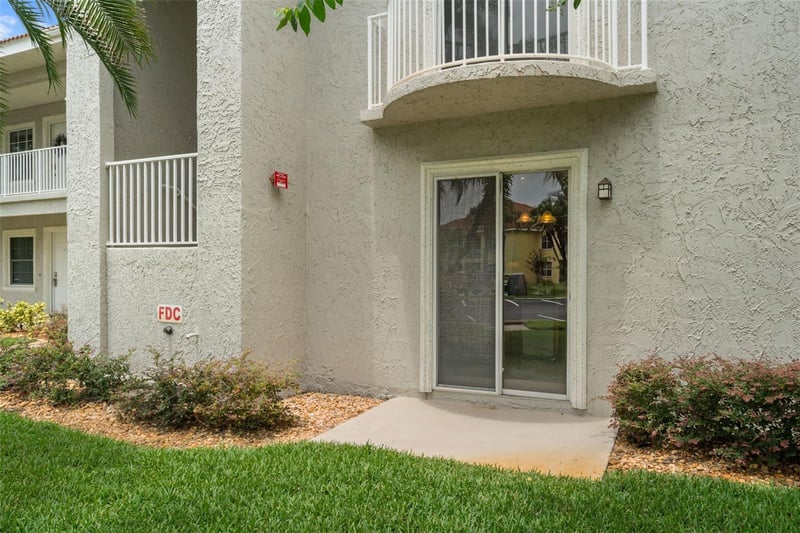6808 Dali Ave #101, Land O Lakes, FL 34637