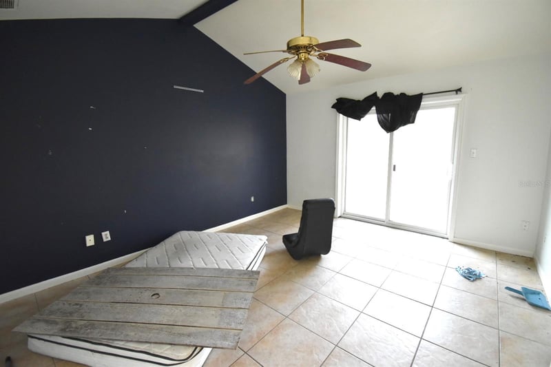 204 Shore Dr, Oldsmar, FL 34677