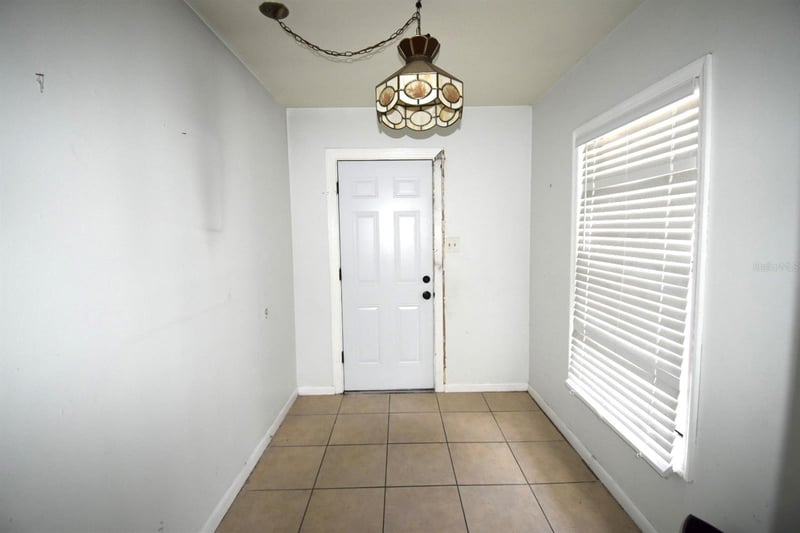 204 Shore Dr, Oldsmar, FL 34677