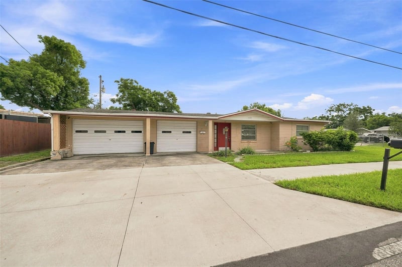 4126 Wiggins Dr, New Port Richey, FL 34652