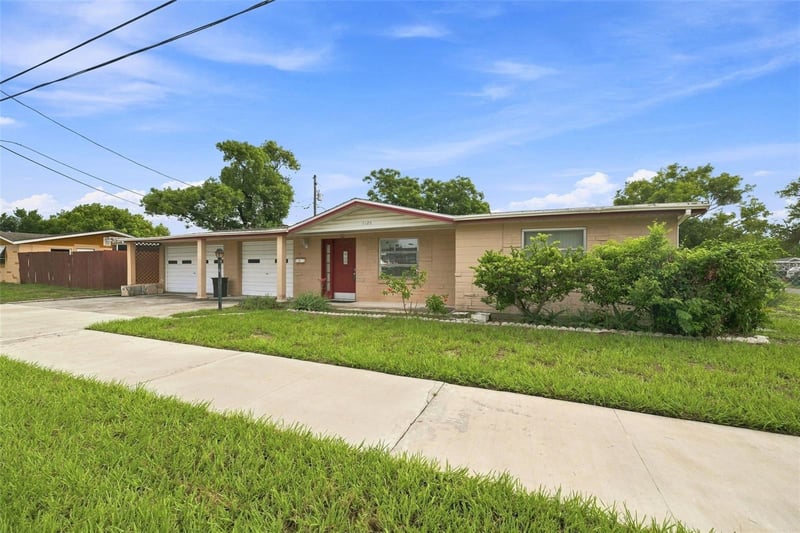 4126 Wiggins Dr, New Port Richey, FL 34652
