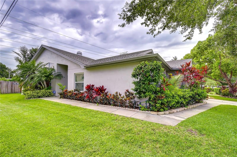 2999 Brookfield Ln, Clearwater, FL 33761