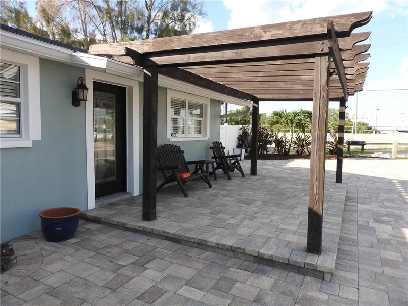8822 Rocky Creek Dr, Tampa, FL 33615