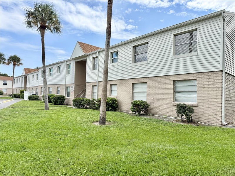 7210 N Manhattan Ave #2224, Tampa, FL 33614