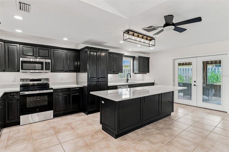 2308 Liston Cir, Palm Harbor, FL 34683