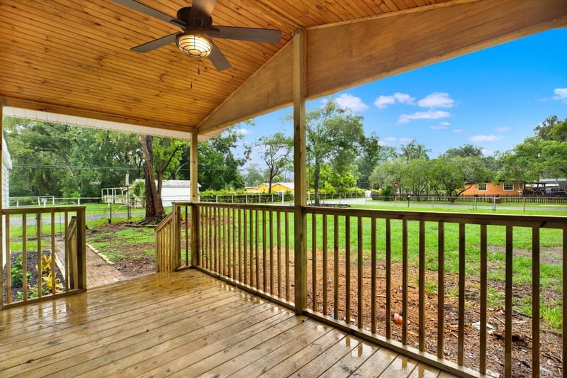 5801 Myrtle Ln, Tampa, FL 33625