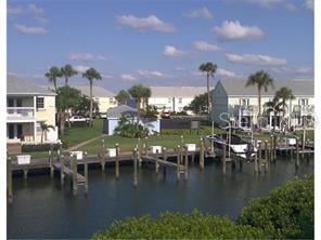 4728 Beach Dr #B, St Petersburg, FL 33705