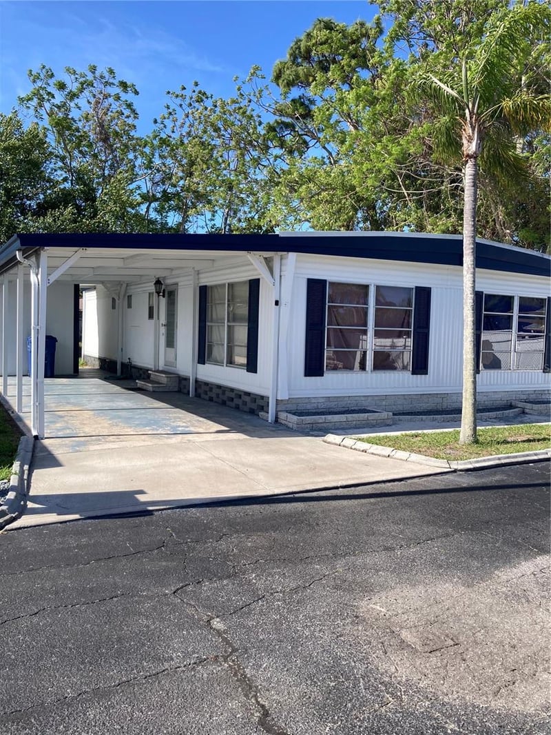 3212 Tiki Dr, Holiday, FL 34691