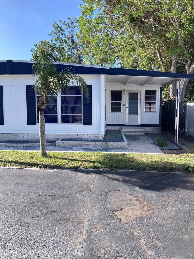 3212 Tiki Dr, Holiday, FL 34691